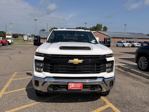 Used 2024 Chevrolet Silverado 2500 W/T w/ WT Convenience Package AWD/4WD image 15