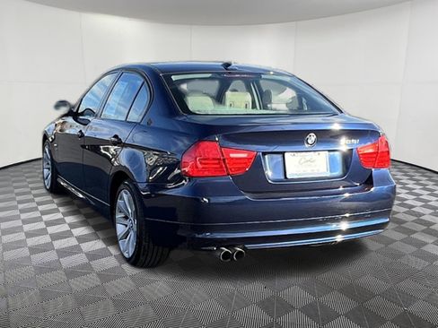 Used 2011 BMW 328i xDrive Sedan image 4