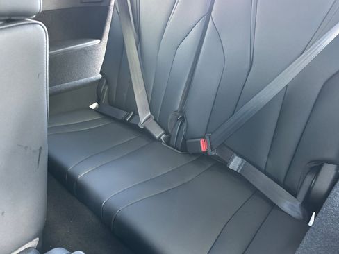 New 2026 Acura MDX SH-AWD image 17