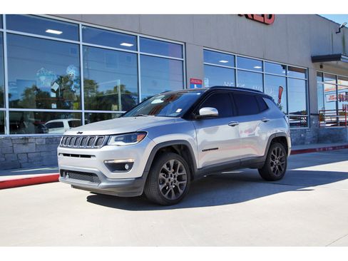 Used 2019 Jeep Compass High Altitude image 1