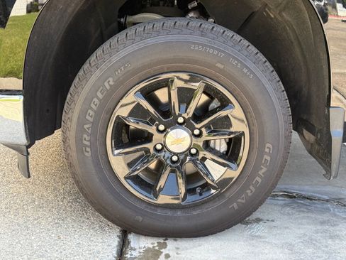 Used 2025 Chevrolet Silverado 1500 LT image 20