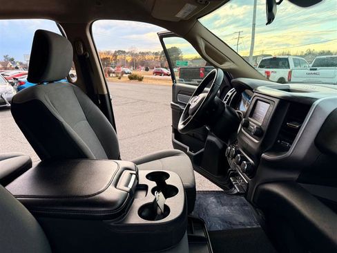 Used 2020 RAM 2500 Big Horn image 18