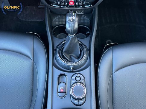 Used 2017 MINI Cooper Clubman ALL4 w/ Premium Package image 30