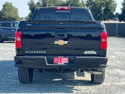 Used 2015 Chevrolet Silverado 1500 High Country w/ High Country Premium Package AWD/4WD image 8