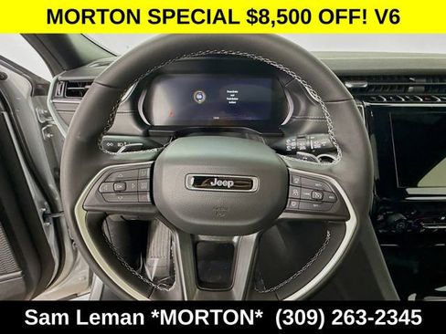 New 2025 Jeep Grand Cherokee L Laredo w/ Luxury Tech Group I AWD/4WD image 11