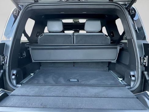 Used 2022 Rivian R1S Adventure image 69