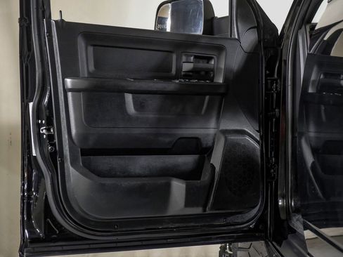 Used 2022 RAM 3500 Tradesman w/ Chrome Appearance Group image 30