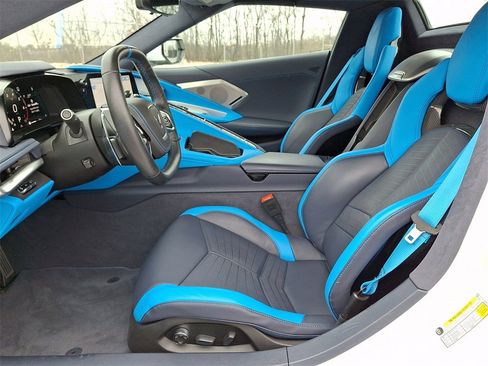 Used 2023 Chevrolet Corvette Stingray Premium Conv w/ 3LT image 18