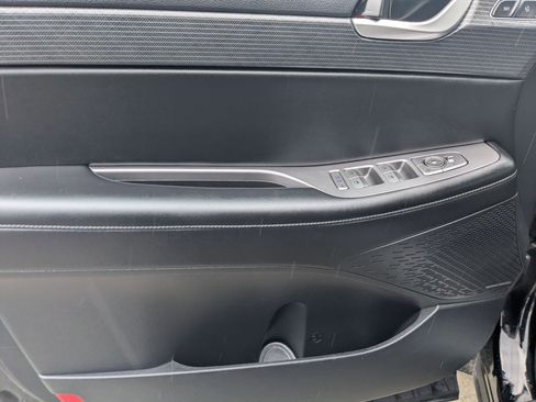 Used 2025 Hyundai Palisade Limited image 14