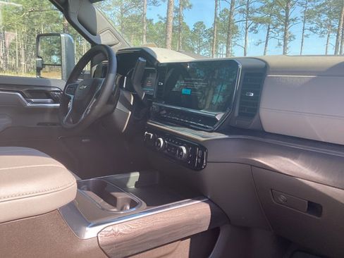 New 2026 Chevrolet Silverado 2500 LTZ w/ LTZ Plus Package image 23