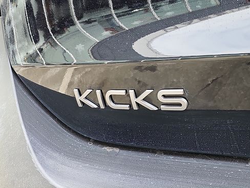 New 2026 Nissan Kicks SV w/ SV Premium Package AWD/4WD image 22
