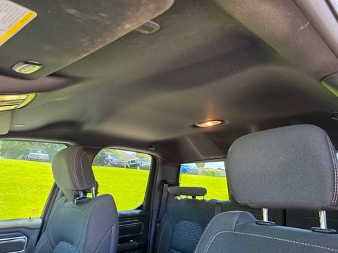 Used 2025 RAM 1500 Big Horn RWD image 32