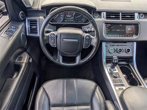 Used 2017 Land Rover Range Rover Sport SE image 7