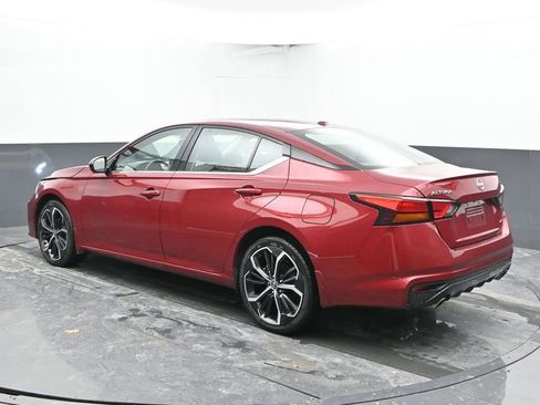 Used 2024 Nissan Altima 2.5 SR w/ SR Premium Package image 9