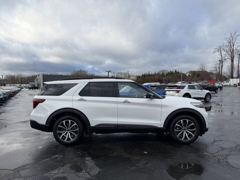 Used 2020 Ford Explorer ST image 7