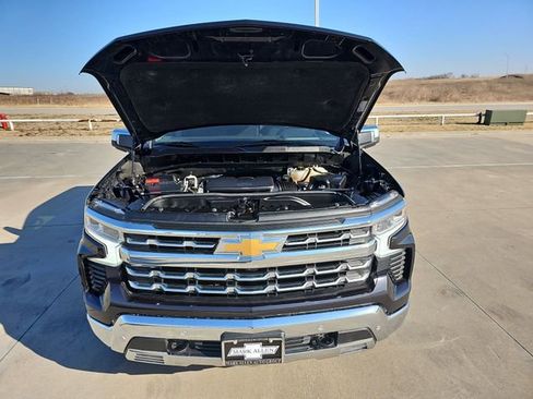 Used 2024 Chevrolet Silverado 1500 LTZ image 29