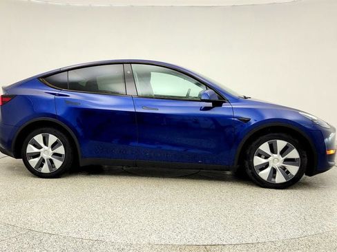 Used 2024 Tesla Model Y Long Range image 4