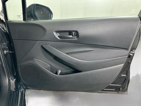 Used 2023 Toyota Corolla LE FWD image 29