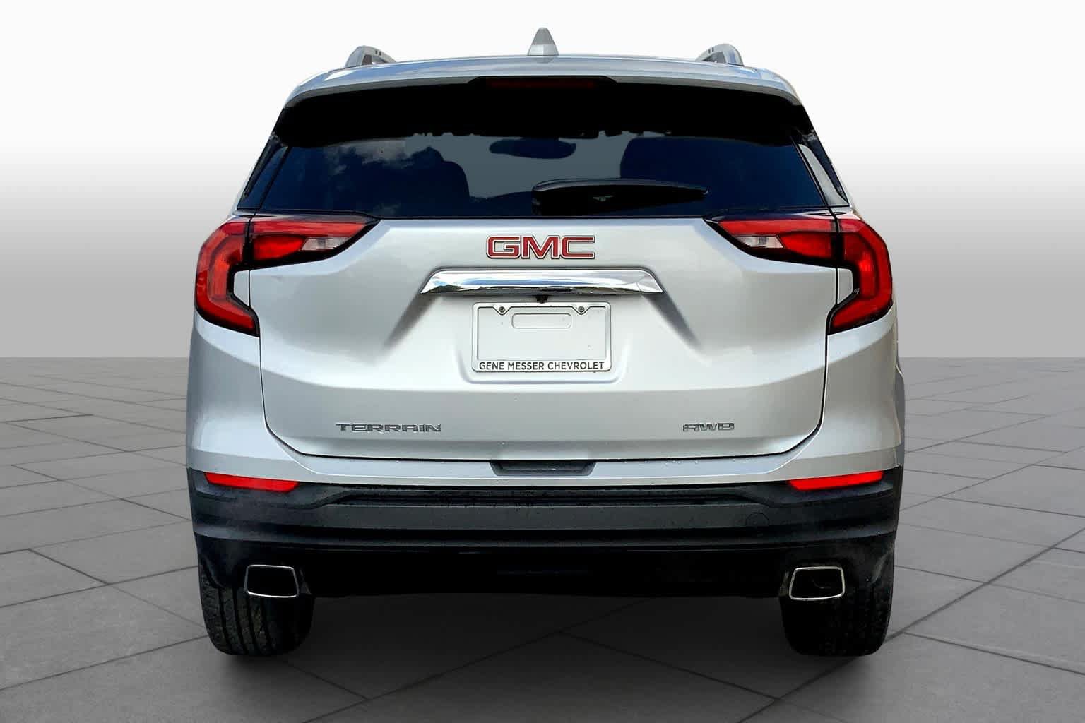 Used 2018 GMC Terrain SLT AWD/4WD image 5