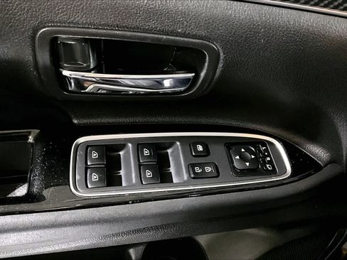 Used 2021 Mitsubishi Outlander LE image 35