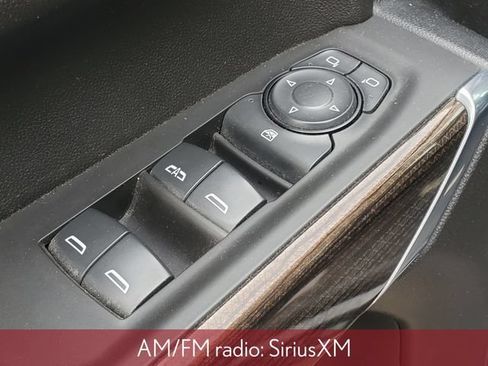 Used 2021 Chevrolet Silverado 1500 LT AWD/4WD image 13