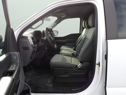 Used 2023 Ford F150 XLT AWD/4WD image 12