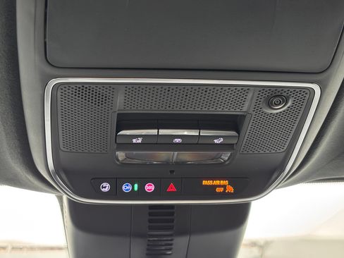 New 2027 GMC Acadia Denali Ultimate w/ LPO, Floor Liner Package AWD/4WD image 29