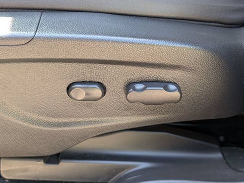 Used 2019 Buick Encore Preferred FWD image 13