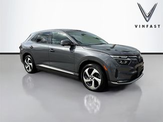 New 2025 VinFast VF 8 Eco AWD/4WD video 1