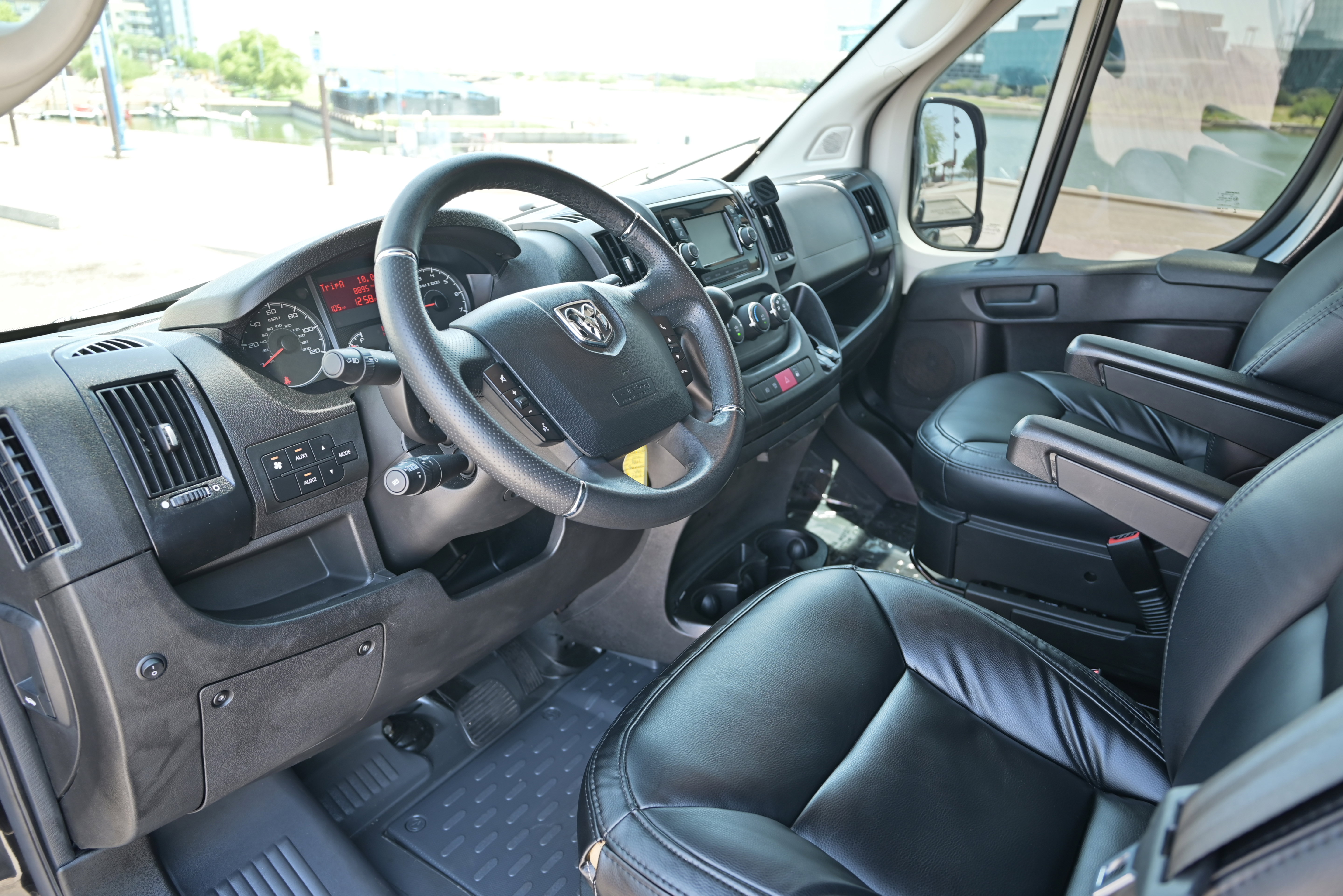 Used 2021 RAM ProMaster 2500 w/ RV Ready Prep Package FWD image 25