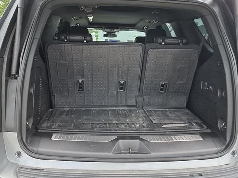 Used 2025 Chevrolet Tahoe RST w/ Comfort Package AWD/4WD image 15