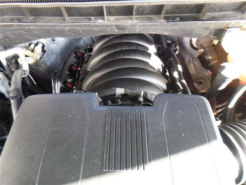 Used 2023 Chevrolet Tahoe Z71 w/ Z71 Off-Road Package image 27