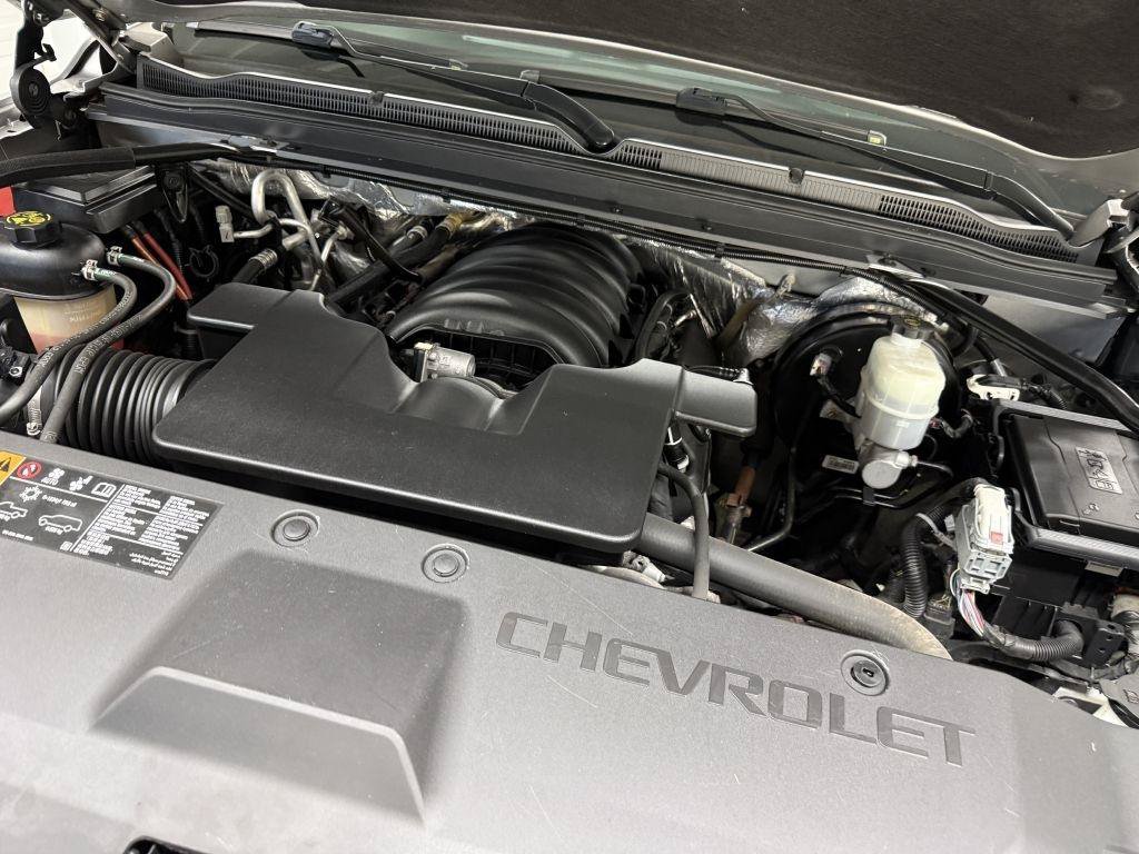Used 2017 Chevrolet Suburban LT w/ LT Signature Package AWD/4WD image 48