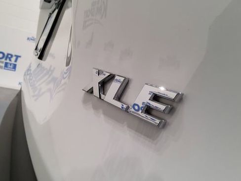 Used 2024 Toyota RAV4 XLE FWD image 34