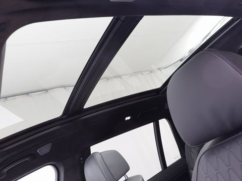 Certified 2025 BMW X7 M60i image 14