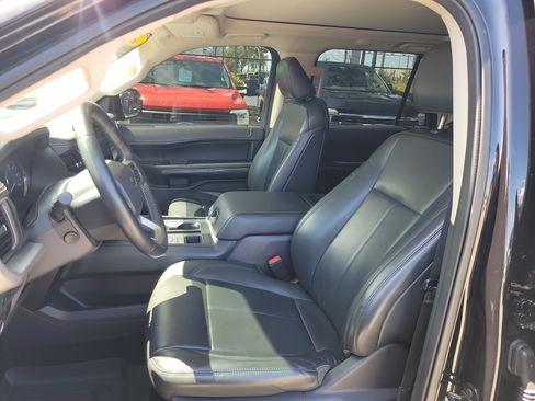 Used 2022 Ford Expedition Max XLT RWD image 19