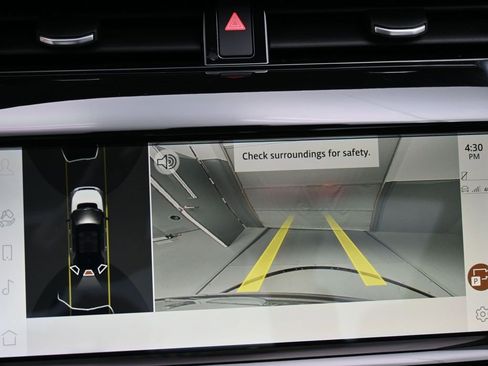 Used 2023 Land Rover Discovery Sport S R-Dynamic image 15