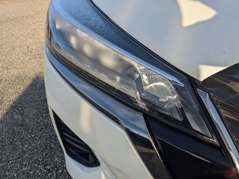 Used 2024 Nissan Kicks SR FWD image 10