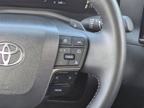 Used 2025 Toyota Camry SE FWD image 20