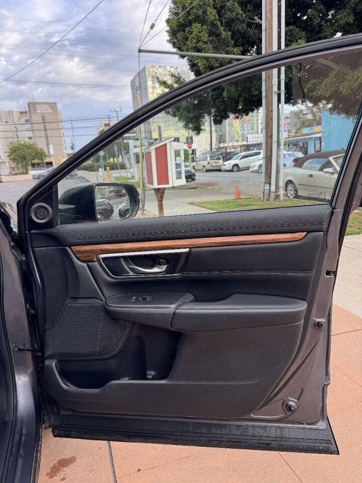 Used 2019 Honda CR-V Touring image 20