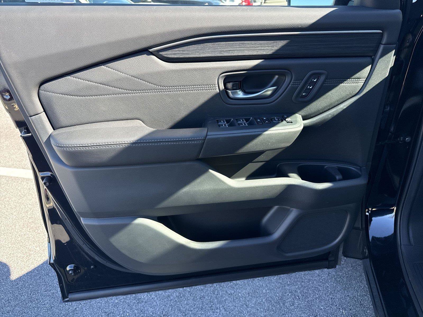 New 2026 Honda Pilot Touring image 11