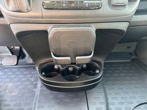 New 2025 RAM ProMaster 3500 w/ Quick Order Package 22G SLT image 30