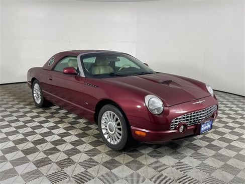Used 2004 Ford Thunderbird image 21