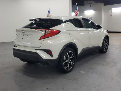 Used 2018 Toyota C-HR XLE image 8