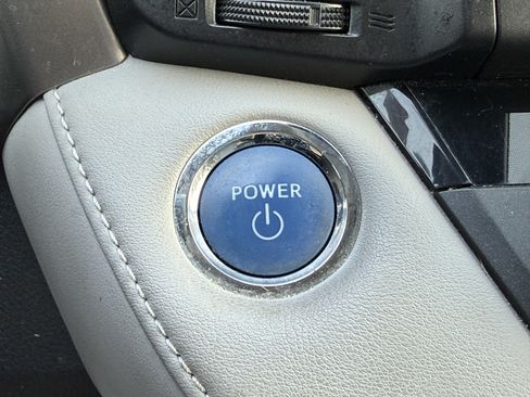 Used 2016 Toyota RAV4 Limited AWD/4WD image 29