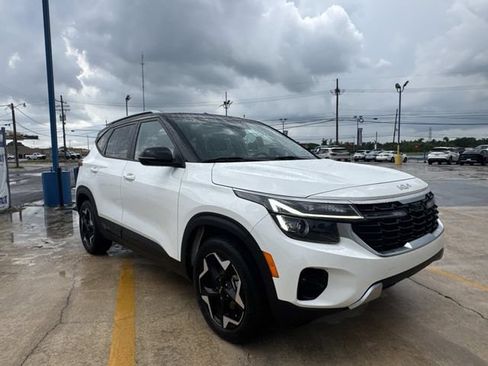 Used 2025 Kia Seltos S FWD image 5