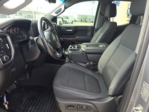 Used 2019 Chevrolet Silverado 1500 LT w/ All-Star Edition image 11