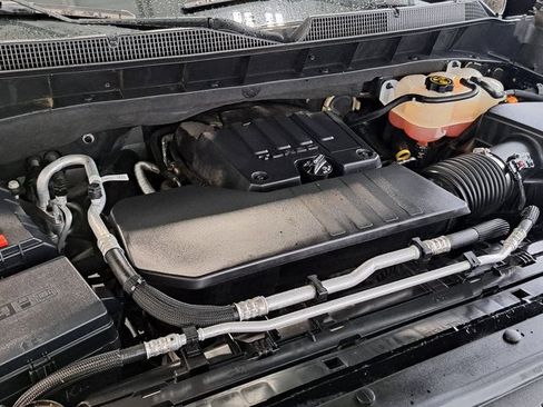 Used 2022 Chevrolet Silverado 1500 LT AWD/4WD image 30