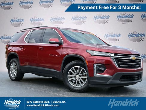 Used 2023 Chevrolet Traverse LT FWD image 1