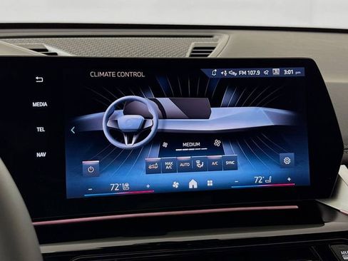 New 2026 BMW X1 xDrive28i w/ Technology Package image 16